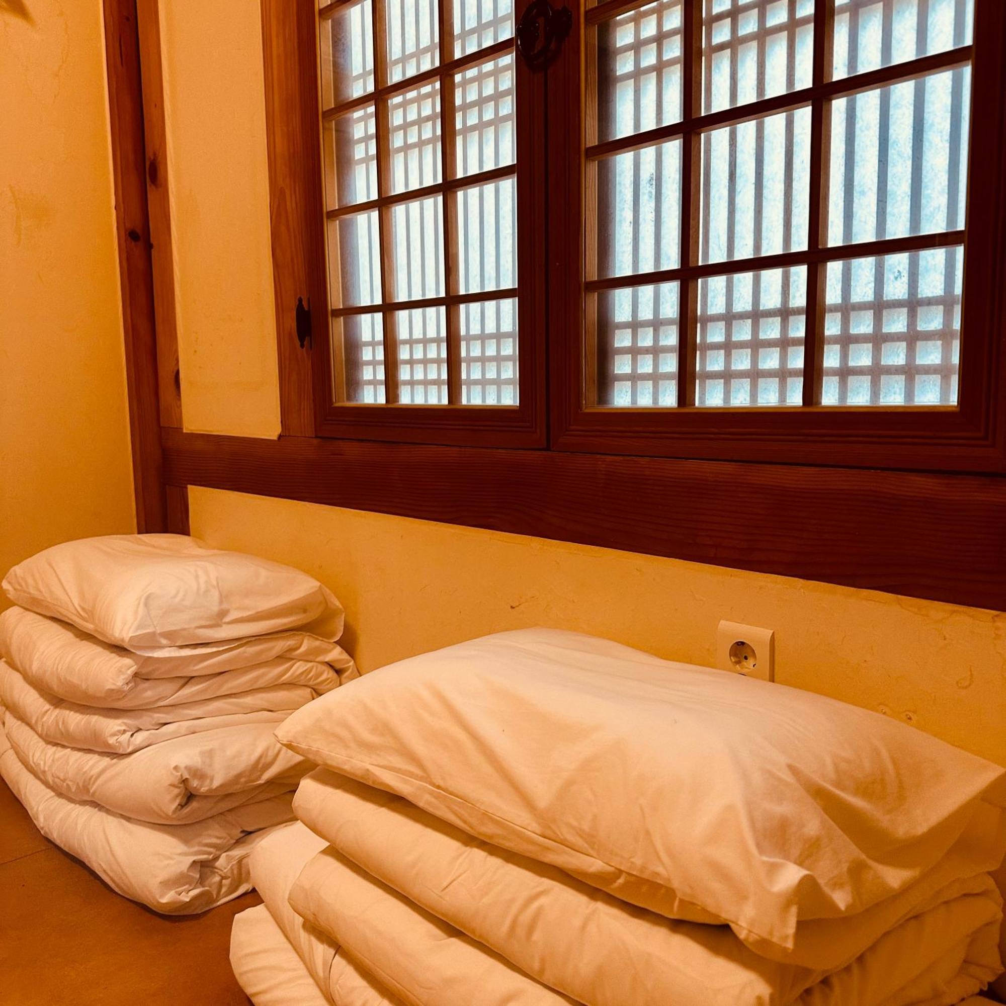 Jeonju Hanok Village Deoksugung Luaran gambar