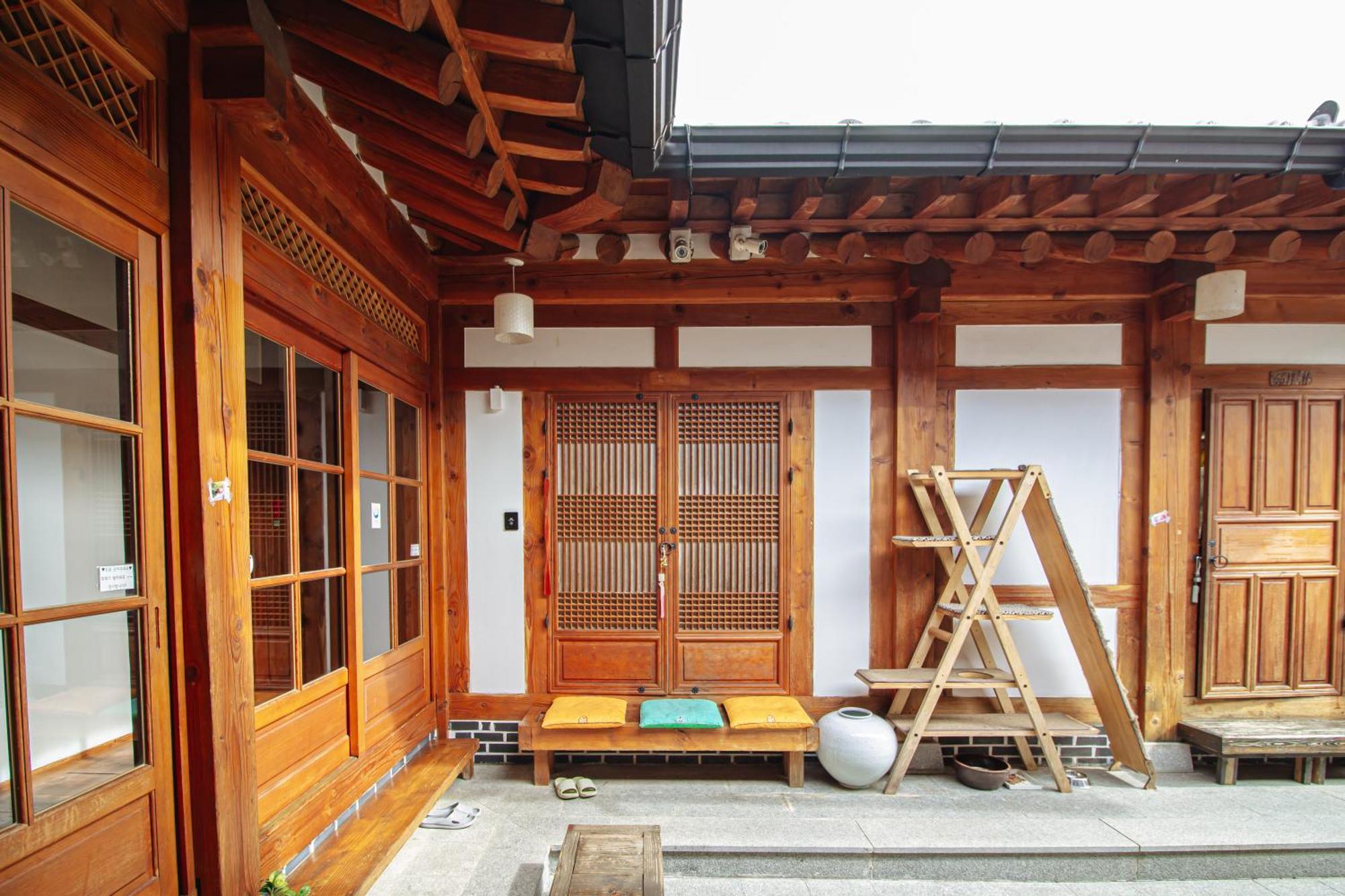 Jeonju Hanok Village Deoksugung Luaran gambar