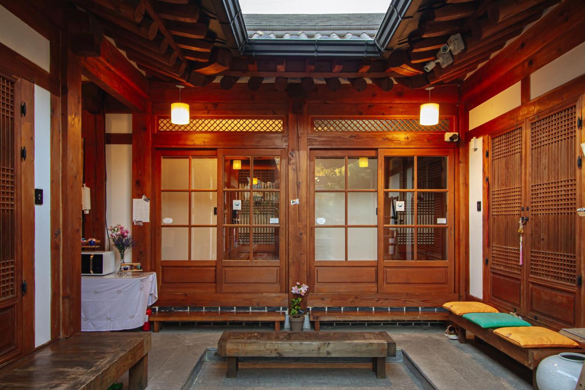 Jeonju Hanok Village Deoksugung Luaran gambar